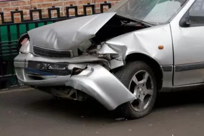 What To Do If You Get Into a Car Accident