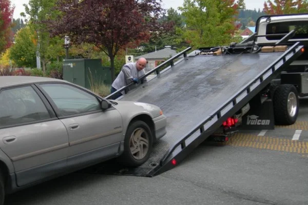 Flatbed Tow Truck Towing Vehicle
